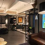 Mulino 56 - A Design Loft In The Heart Of דירה