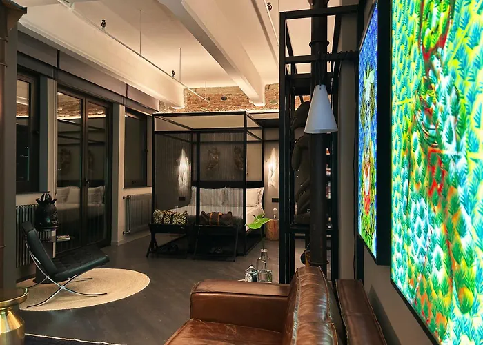 Mulino 56 - A Design Loft In The Heart Of *